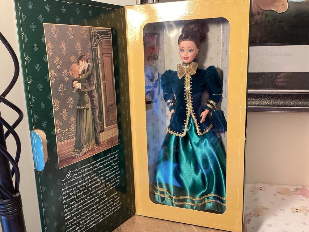 Barbie Yuletide Romance